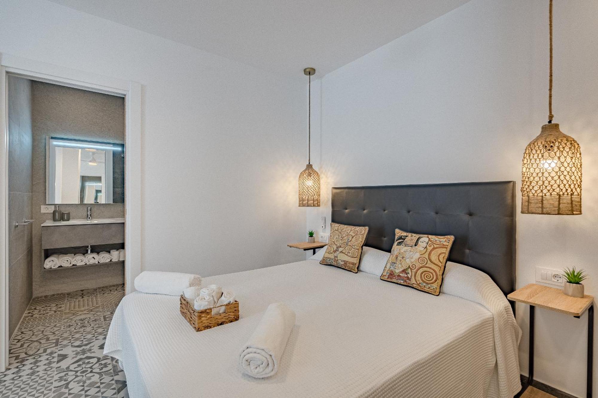 Margot Holiday Suite Callao Salvaje Exterior photo